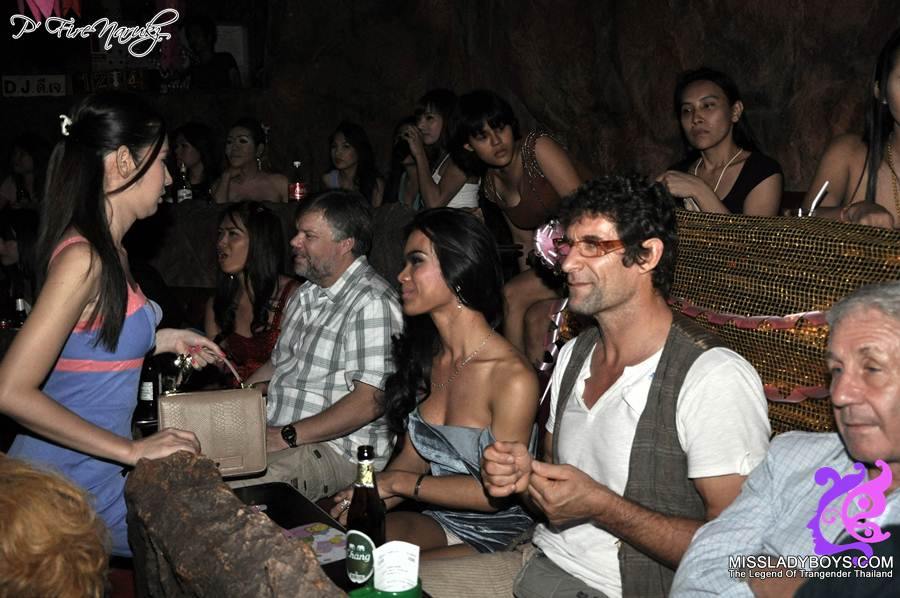 นางนพมาศจำแลง CASCADE