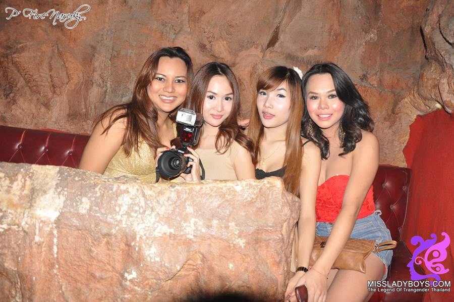 นางนพมาศจำแลง CASCADE