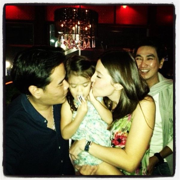 ธัญญ่า ฉลองวันเกิดกับเพื่อน ๆ และครอบครัว