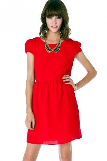 แฟชั่น เสื้อผ้า เก๋ ๆ สำหรับ สาวๆ