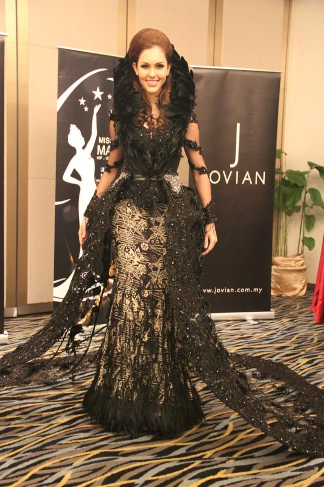 ชุดประจำชาติ Miss Universe Malaysia 2012