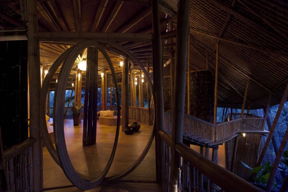 โรงแรมไม้ไผ่ ดีไซน์เจ๋ง สร้างจากไม่ไผ่ล้วนๆ ที่บาหลี