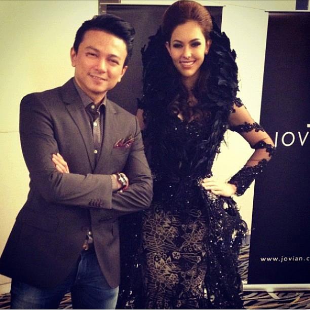 ชุดประจำชาติ Miss Universe Malaysia 2012