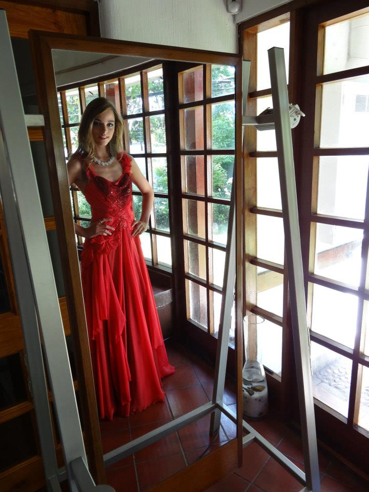 ชุดราตรี MISS UNIVERSE CHILE 2012