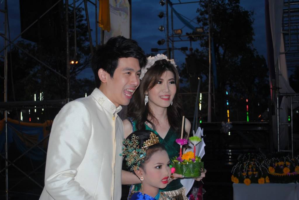 หนูน้อยนพมาศประจำปี 2555 เทศบาลตำบลดอนหัวฬ่อ