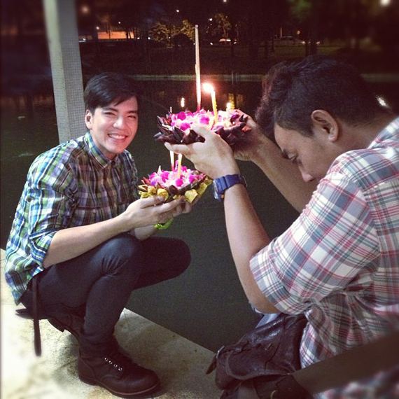 เก็บตก! ตามดูเหล่าดารา ในคืนวันลอยกระทง