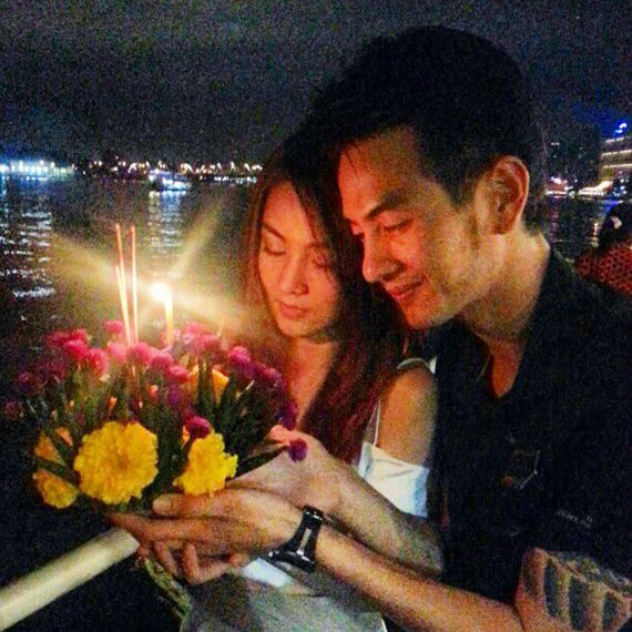 เก็บตก! ตามดูเหล่าดารา ในคืนวันลอยกระทง