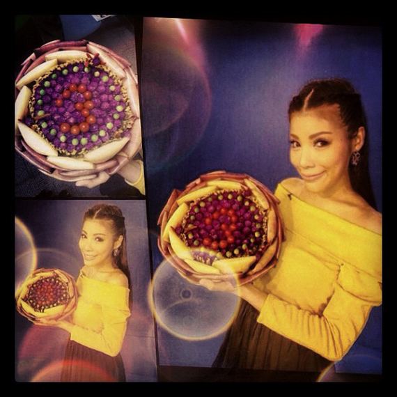 เก็บตก! ตามดูเหล่าดารา ในคืนวันลอยกระทง