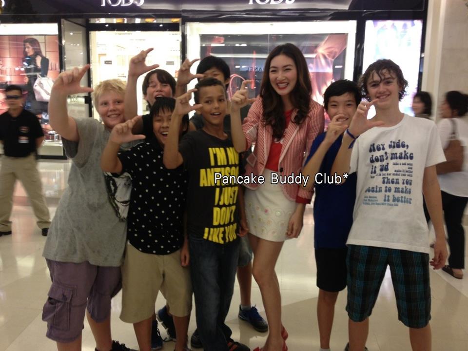 แพนเค้ก จากงาน Gangnam Style Extra Live - 28/11/12