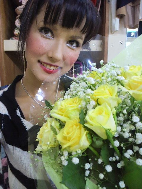 "มิยาบิ" ที่เจ้าตัวถ่ายเองโพสต์เองผ่านบล็อกส่วนตัว (amebio.jp/ozawamaRiaa) ล่าสุด