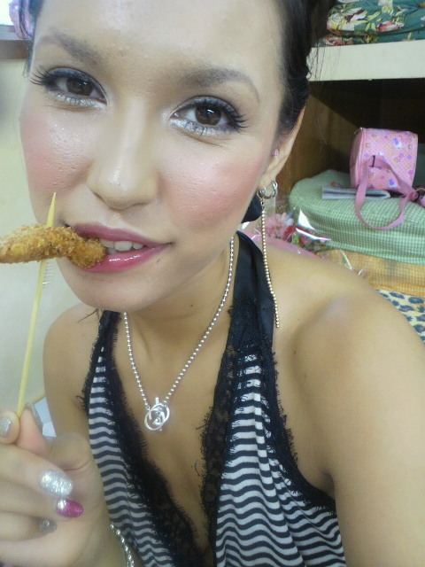 "มิยาบิ" ที่เจ้าตัวถ่ายเองโพสต์เองผ่านบล็อกส่วนตัว (amebio.jp/ozawamaRiaa) ล่าสุด