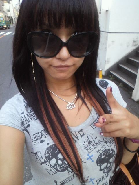 "มิยาบิ" ที่เจ้าตัวถ่ายเองโพสต์เองผ่านบล็อกส่วนตัว (amebio.jp/ozawamaRiaa) ล่าสุด