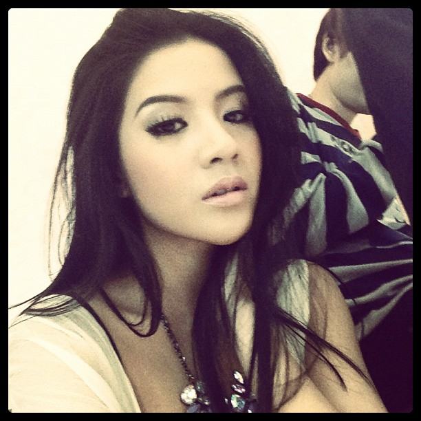 ใบเตย อาร์ สยาม ชุ๊ปตาร์มากๆๆ เริ่ด ทุก อิริยบท มา พร้อม แฟชั่น สไตล์ เจิ่ดๆ