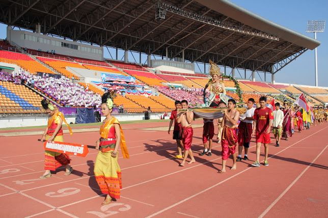 ขบวนพาเหรดกีฬาสี ร.ร.มารีย์วิทยา นครราชสีมา 2555