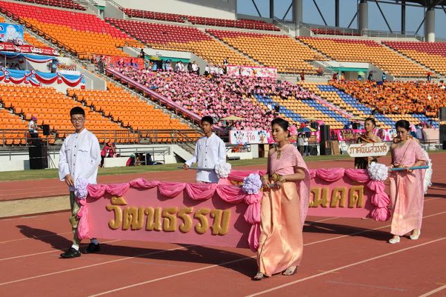 ขบวนพาเหรดกีฬาสี ร.ร.มารีย์วิทยา นครราชสีมา 2555