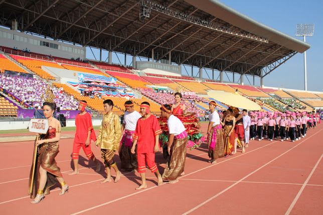 ขบวนพาเหรดกีฬาสี ร.ร.มารีย์วิทยา นครราชสีมา 2555