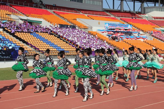 ขบวนพาเหรดกีฬาสี ร.ร.มารีย์วิทยา นครราชสีมา 2555