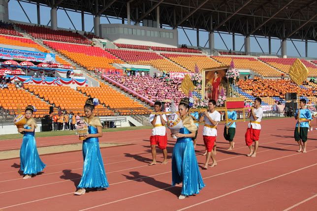 ขบวนพาเหรดกีฬาสี ร.ร.มารีย์วิทยา นครราชสีมา 2555