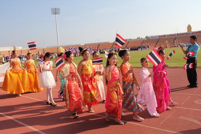 ขบวนพาเหรดกีฬาสี ร.ร.มารีย์วิทยา นครราชสีมา 2555