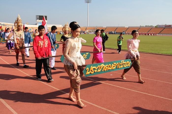 ขบวนพาเหรดกีฬาสี ร.ร.มารีย์วิทยา นครราชสีมา 2555