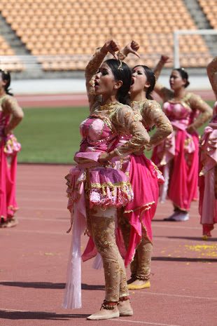 ลีด ร.ร.มารีย์วิทยา นครราชสีมา 2555 #1