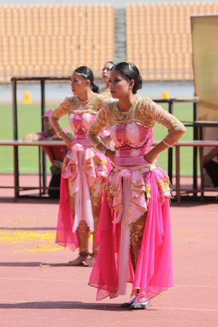 ลีด ร.ร.มารีย์วิทยา นครราชสีมา 2555 #1