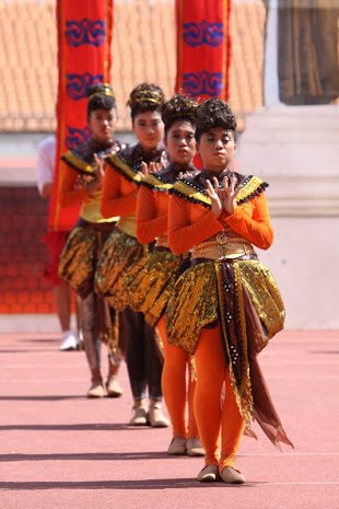 ลีด ร.ร.มารีย์วิทยา นครราชสีมา 2555 #1