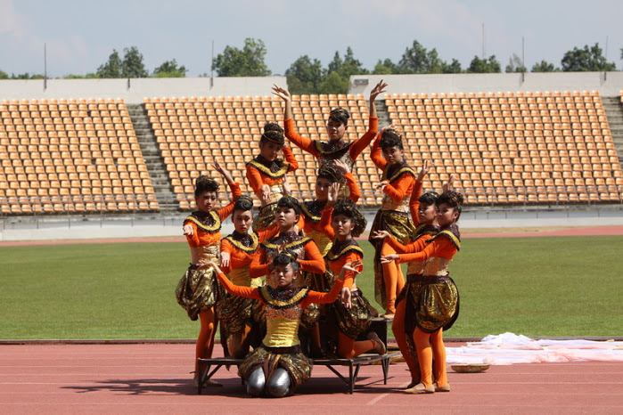 ลีด ร.ร.มารีย์วิทยา นครราชสีมา 2555 #1