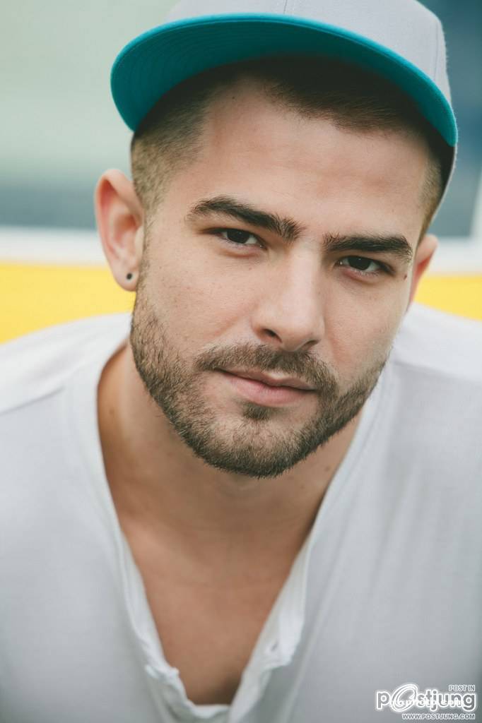 หล่อลากใส้..