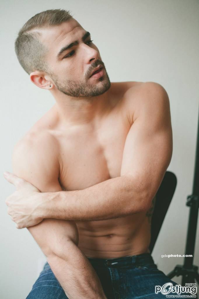 หล่อลากใส้..02