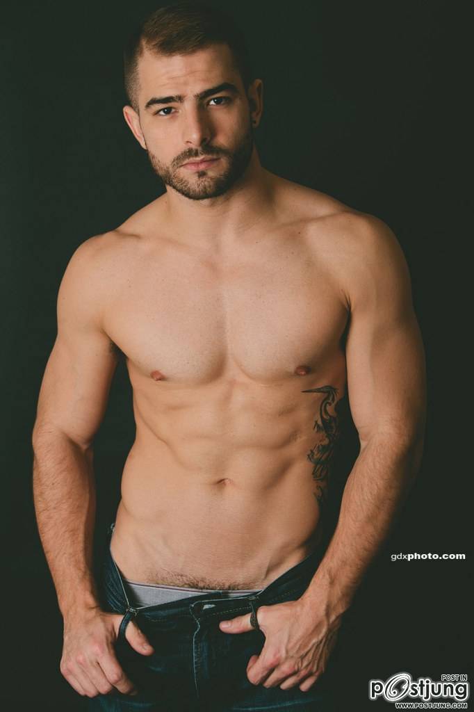 หล่อลากใส้..02