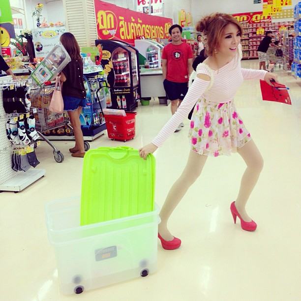 แย้ นนทพร ธีระวัฒนสุข