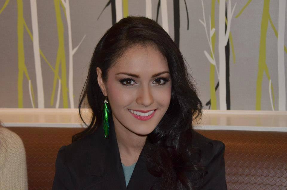 ริด้า เข้าร่วมงานมีตติ้งกับคนไทยใน Los Angeles ก่อนบินไปเก็บตัวที่กองประกวด