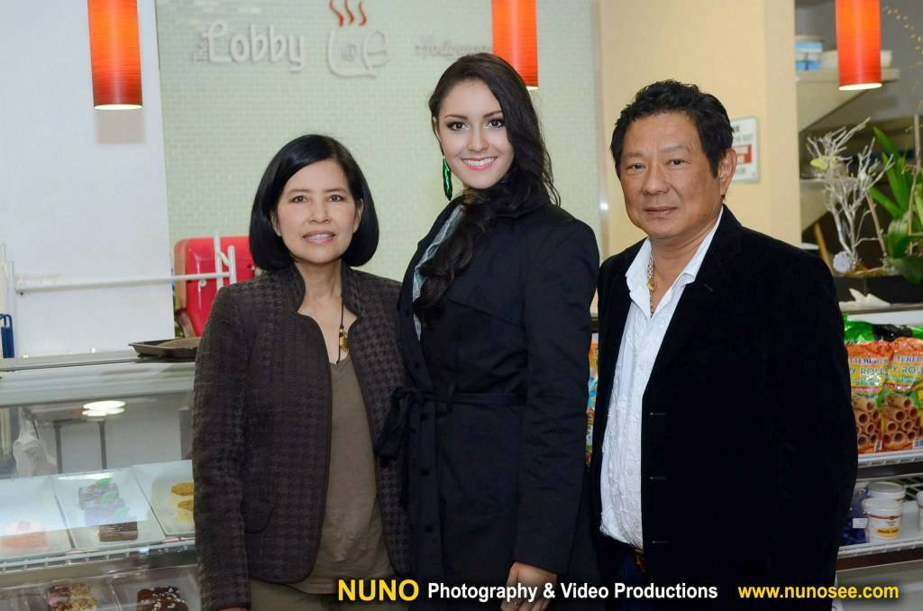 ริด้า เข้าร่วมงานมีตติ้งกับคนไทยใน Los Angeles ก่อนบินไปเก็บตัวที่กองประกวด