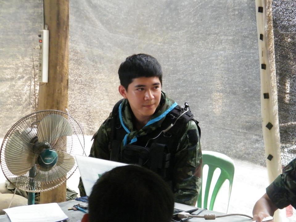 พี่หมวดเอฟ อภิสุนันท์ คำแฮ