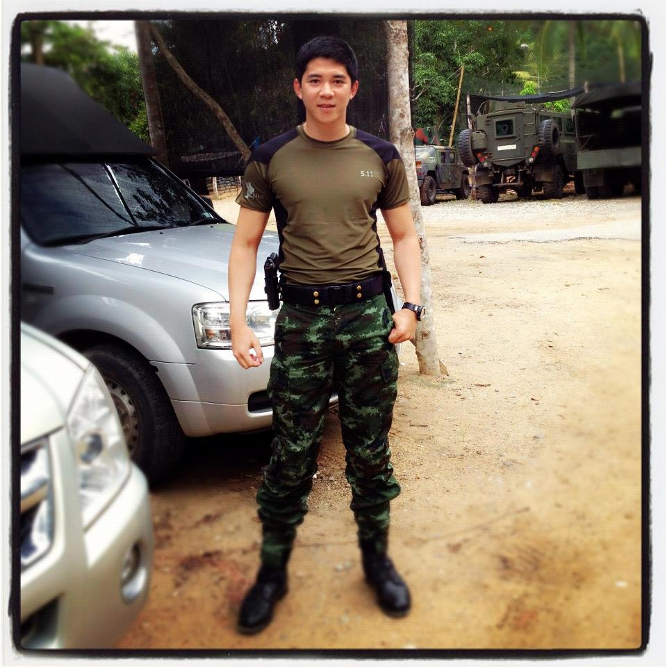 พี่หมวดเอฟ อภิสุนันท์ คำแฮ