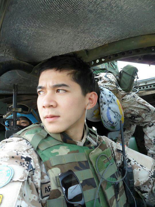 พี่หมวดเอฟ อภิสุนันท์ คำแฮ