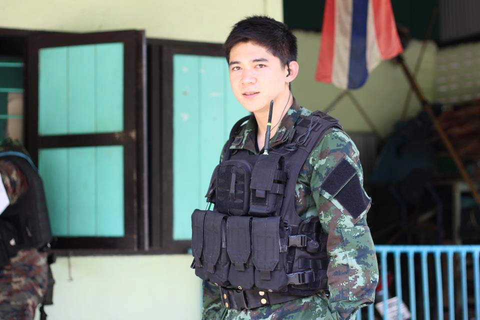 พี่หมวดเอฟ อภิสุนันท์ คำแฮ