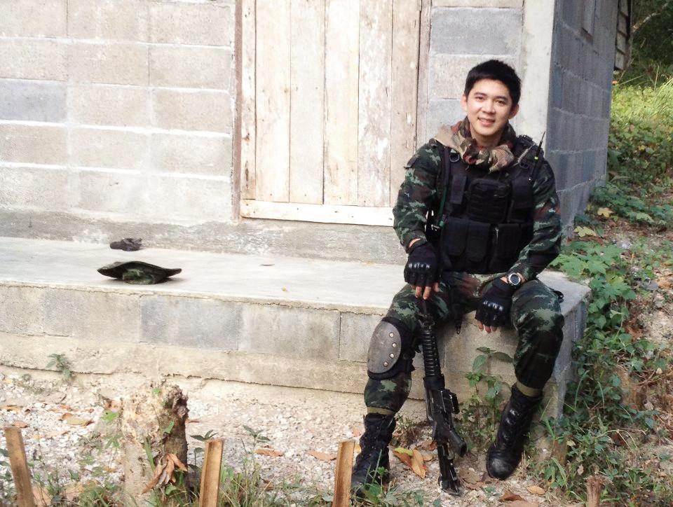 พี่หมวดเอฟ อภิสุนันท์ คำแฮ