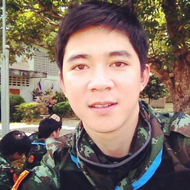 พี่หมวดเอฟ อภิสุนันท์ คำแฮ