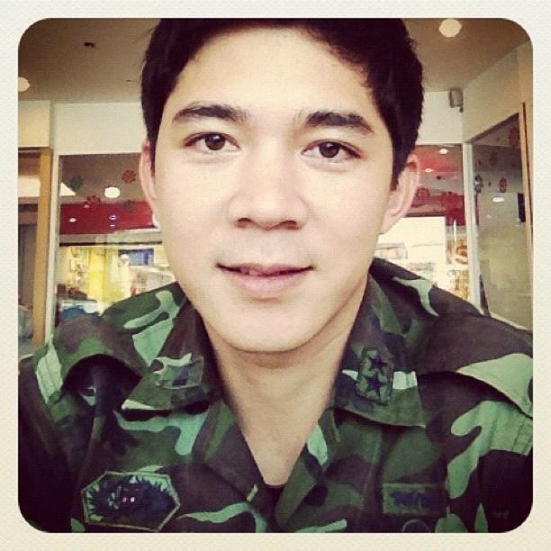 พี่หมวดเอฟ อภิสุนันท์ คำแฮ