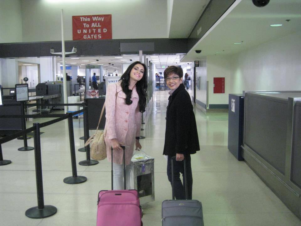 ริด้า ออกเดินทางจาก LA มุ่งหน้าสู่ Las Vegas เพื่อเข้ากองประกวดเช้านี้