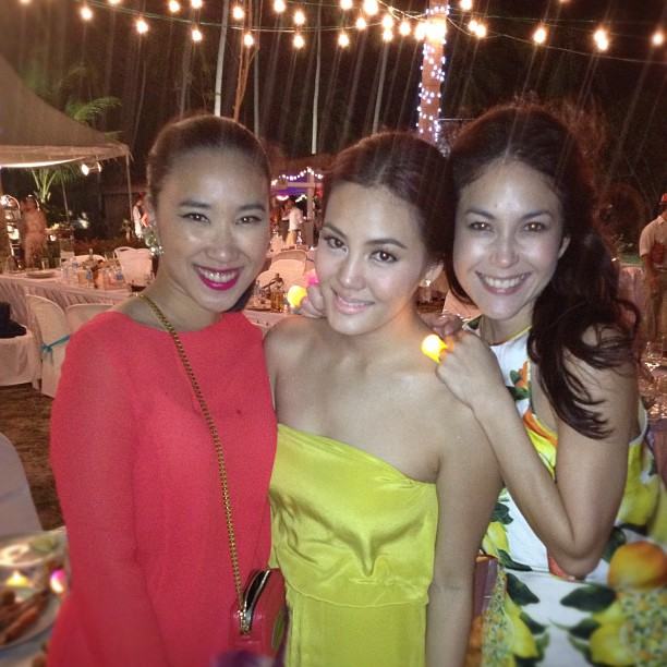 สุดชื่นมื่น! งานฉลองวิวาห์ ภูริ-แอน ที่เกาะนาคาน้อย เพื่อนพ้องคับคั่ง