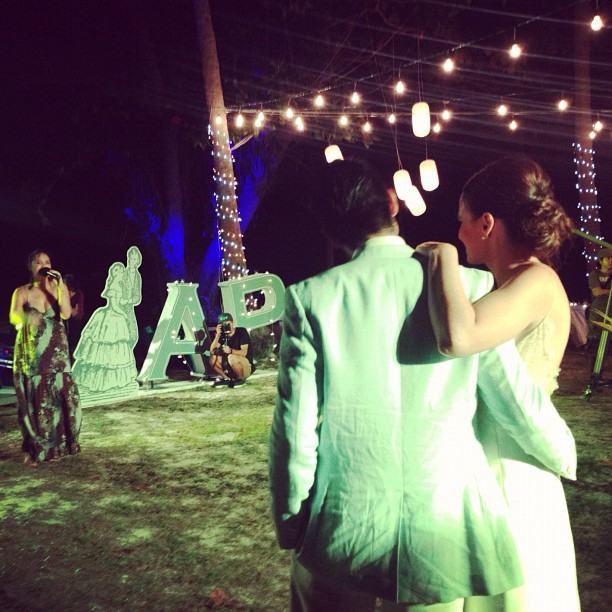 สุดชื่นมื่น! งานฉลองวิวาห์ ภูริ-แอน ที่เกาะนาคาน้อย เพื่อนพ้องคับคั่ง