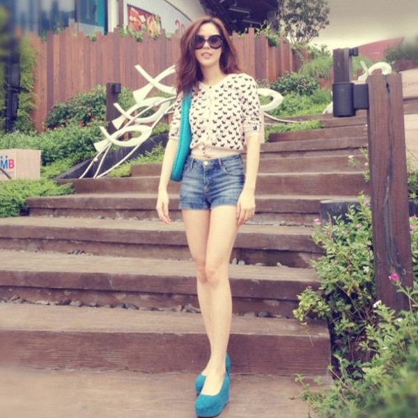 แฟชั่น แนว ๆ เก๋ ๆ ของเหล่าดาราสาวๆ