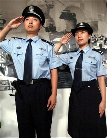 นางแบบจีน โดนสั่งขังคุก 9 เดือน หลังถ่ายแบบใส่ชุดตำรวจ