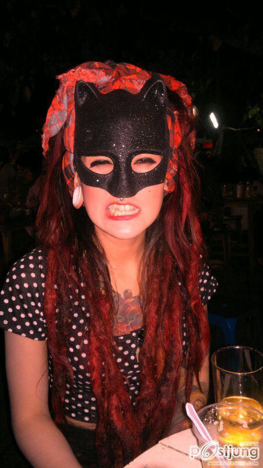 พี่บุ๋ม Boomz VictoriaWitch