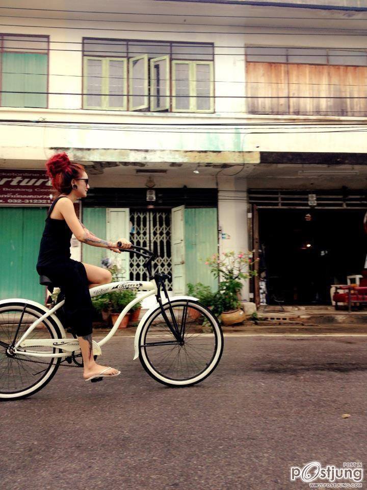 พี่บุ๋ม Boomz VictoriaWitch