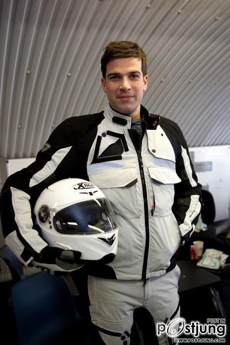 คนแอ๊รายย