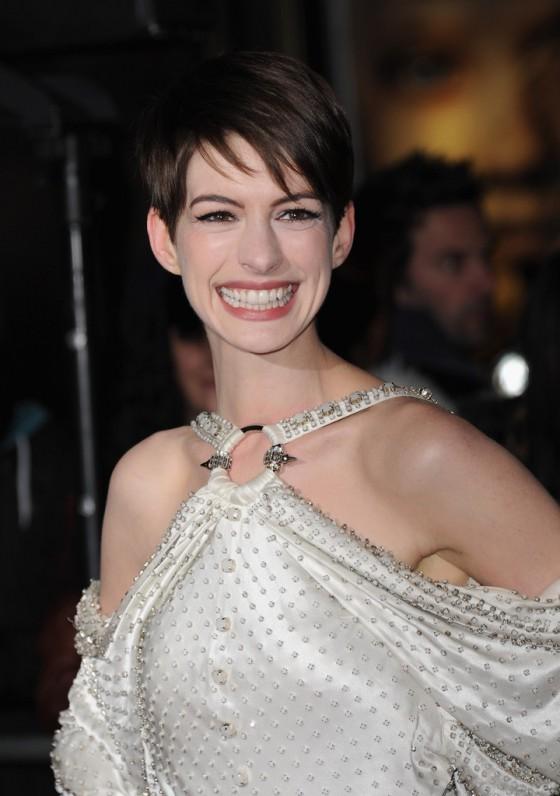 Anne Hathaway @ Les Miserables World Premiere in London
